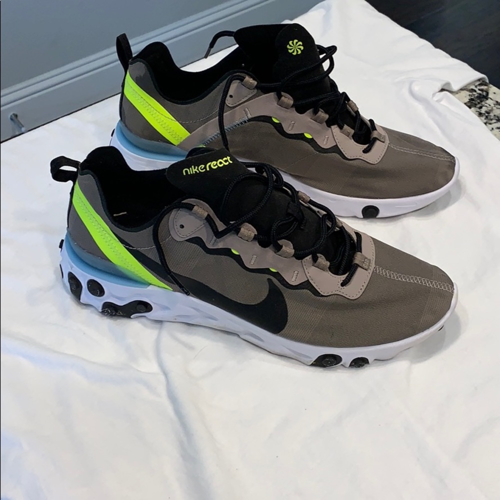 Nike react